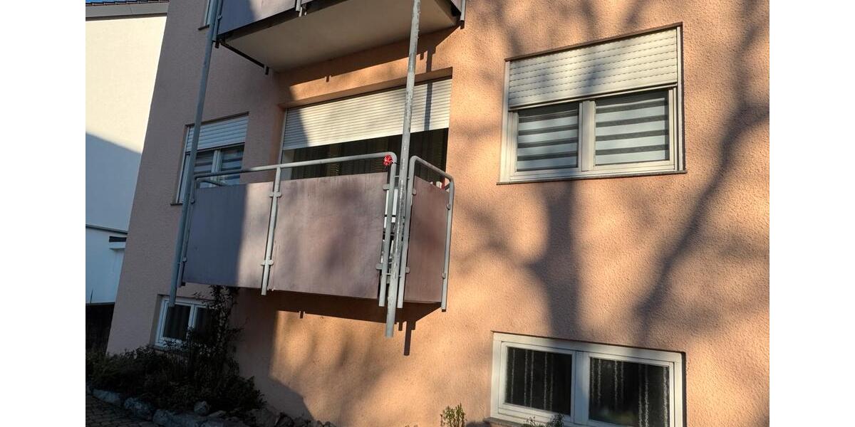 KAPITALANLAGE-provisionsfrei-sofortige Mieteinnahme-4,5 Zi Whg. 4.5 zimmer