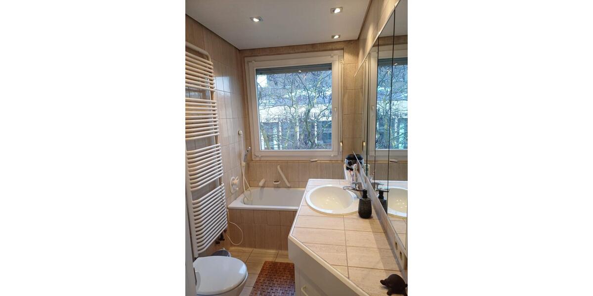 Einfamilienhaus Heilbronn - 3 Zimmer, 145 m&sup2;, 1.480&euro; | Angebot:24788317