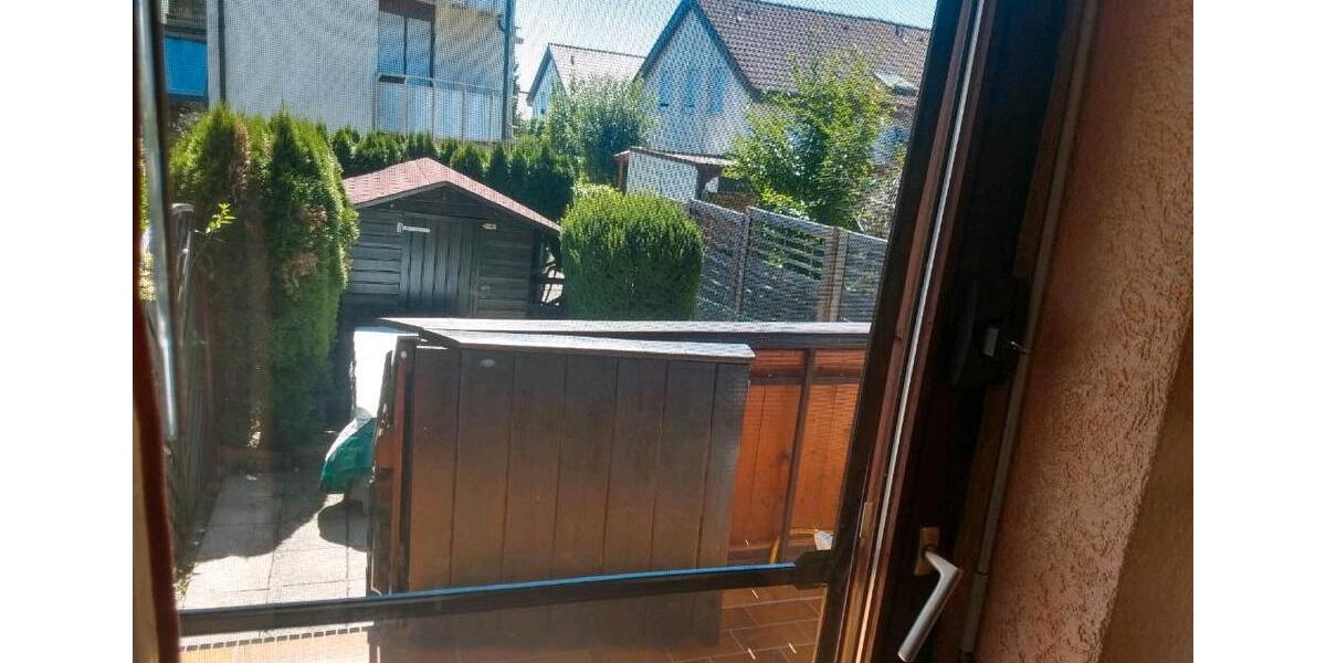 Reihenhaus Tamm - 5.5 Zimmer, 133 m&sup2;, 2.000&euro; | Angebot:26418189