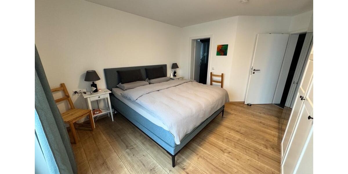 Exklusives Penthouse mit 3,5 Zimmer und Dachterasse in Besigheim 3.5 zimmer