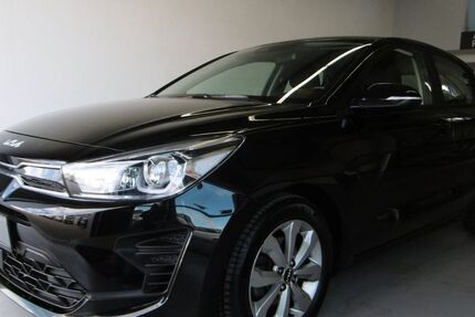 Kia Rio 142.000 km 10.455 &euro; Heilbronn-Talheim 74388