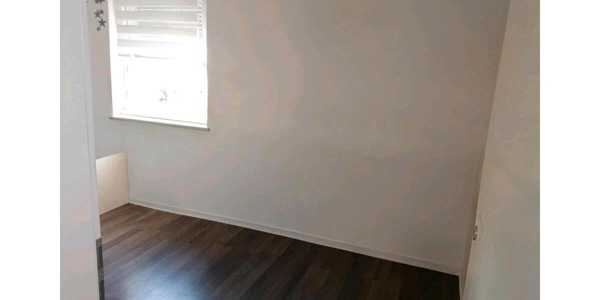 Etagenwohnung Neckarwestheim - 4 Zimmer, 97 m&sup2;, 390.000&euro; | Angebot:26535284