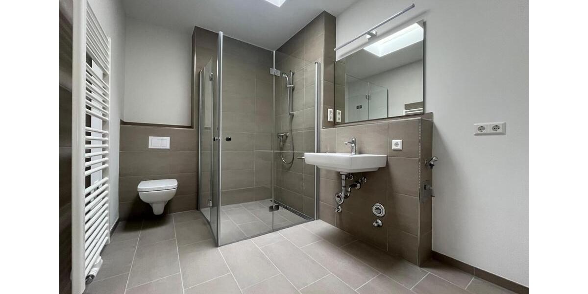 Dachgeschoßwohnung Bad Friedrichshall - 3 Zimmer, 106 m&sup2;, 1.620&euro; | Angebot:26068580