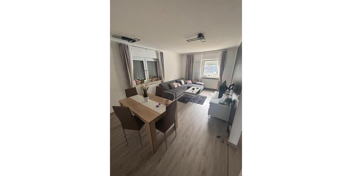 Einfamilienhaus Cleebronn - 7 Zimmer, 110 m&sup2;, 1.500&euro; | Angebot:26443632