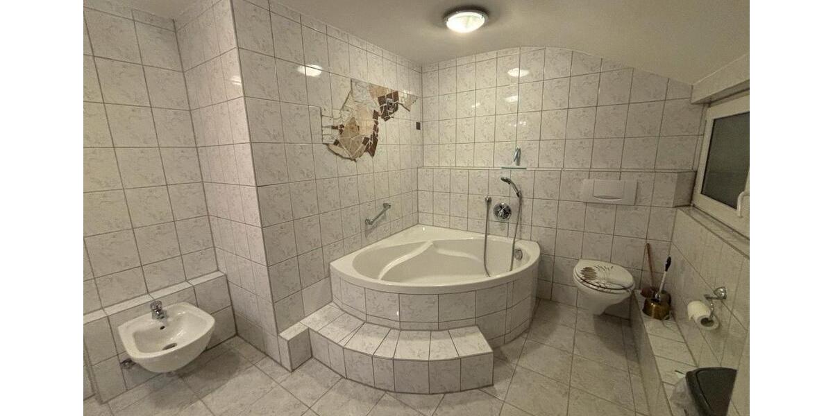 Etagenwohnung Sersheim - 2 Zimmer, 59 m&sup2;, 750&euro; | Angebot:24224537