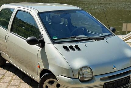 Renault Twingo 152.000 km 1.990 &euro; Mosbach 74821