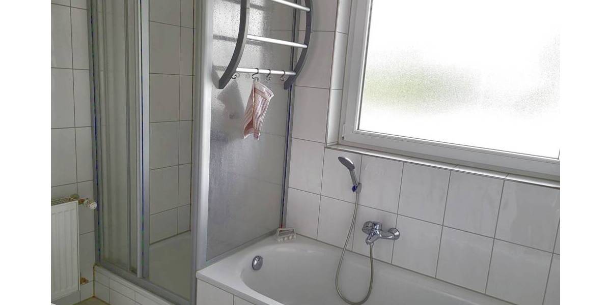 Reihenmittelhaus Neckarwestheim - 4 Zimmer, 130 m&sup2;, 1.300&euro; | Angebot:26817129