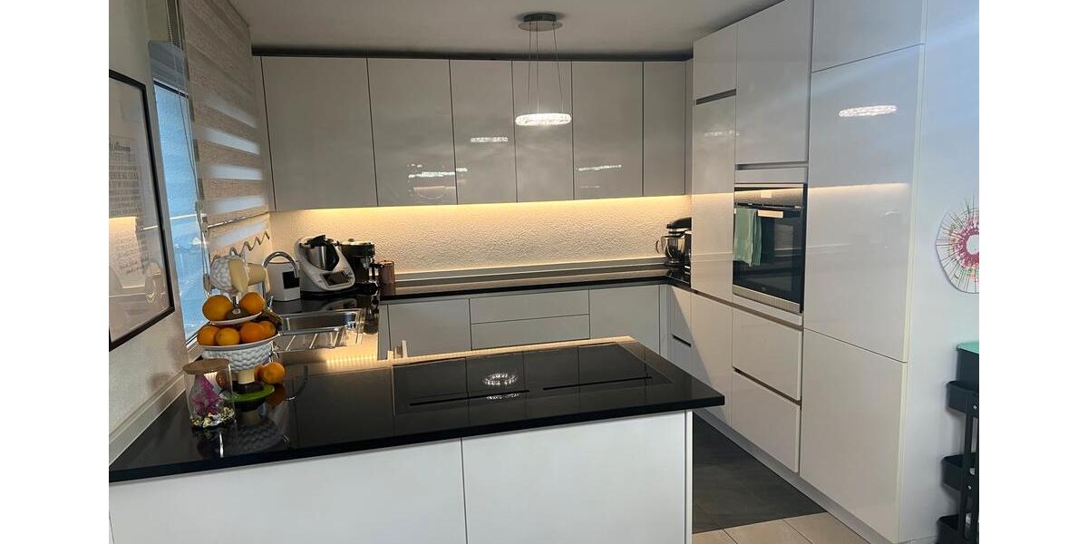 Neckarsulm-NEUBERG Reihenmittelhaus zu verkaufen 5.5 zimmer