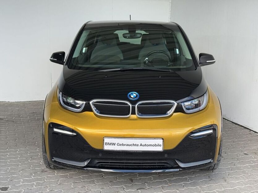 i3