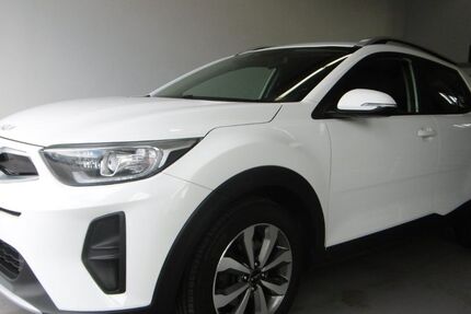 Kia Stonic 88.000 km 15.755 € Heilbronn-Talheim 74388