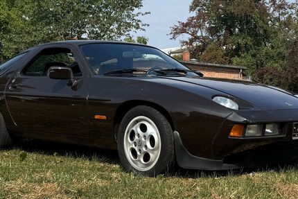 Porsche 928 108.018 km 17.000 € Öhringen 74614