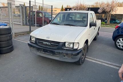 Opel Campo