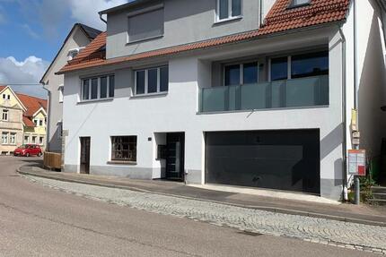 Wohnung Sachsenheim - 4 Zimmer, 142 m&sup2;, 1.300&euro; | Angebot:26124261